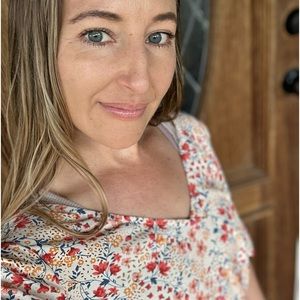 Meet your Posher, Lindsey